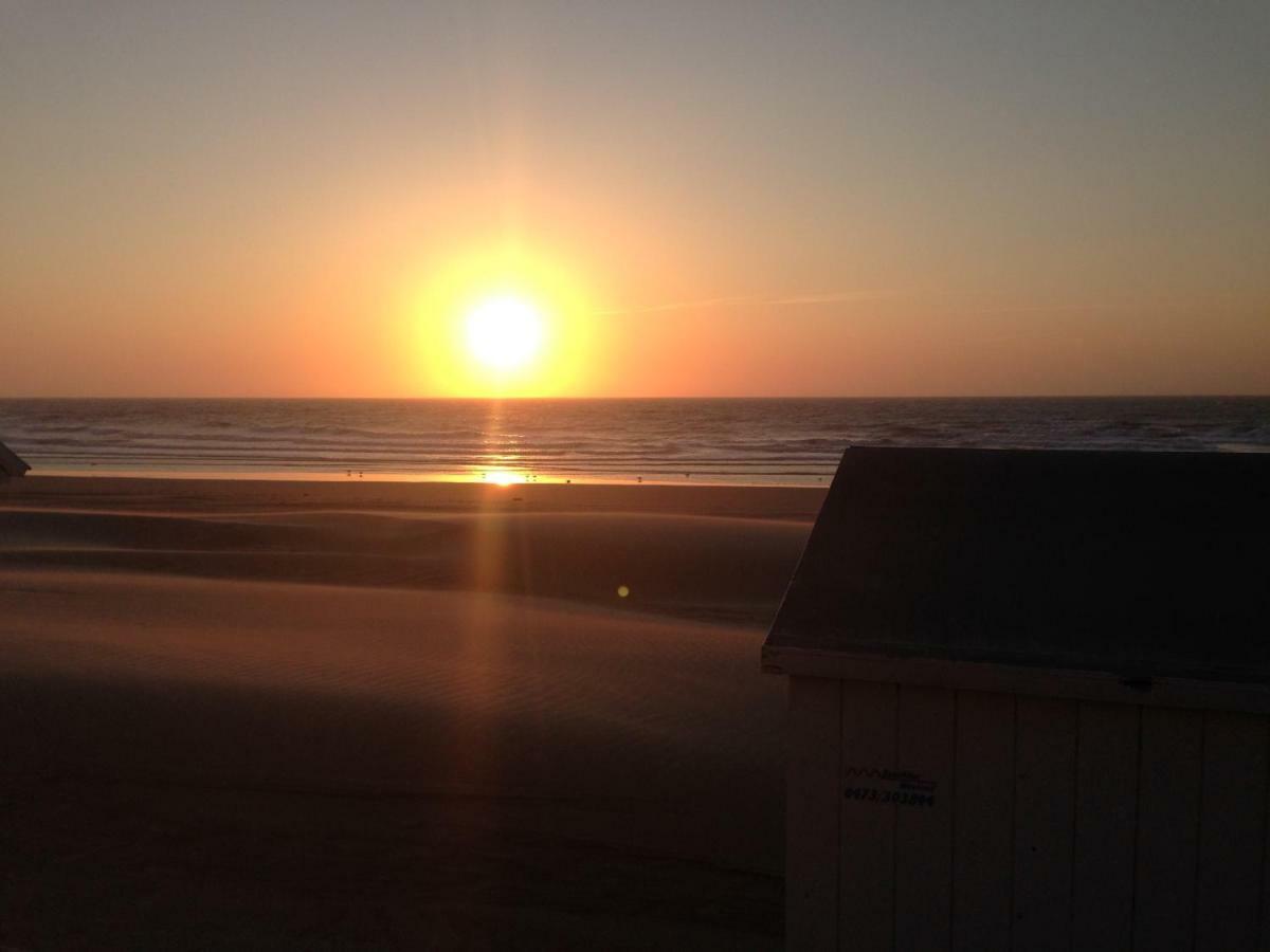 Comfort Aan Zee Guestrooms Ostend Exterior photo